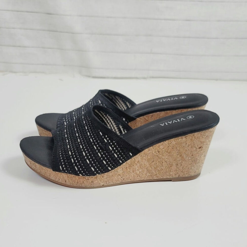 Vivaia Stacey Wedge Slides in Black, sz 6.5